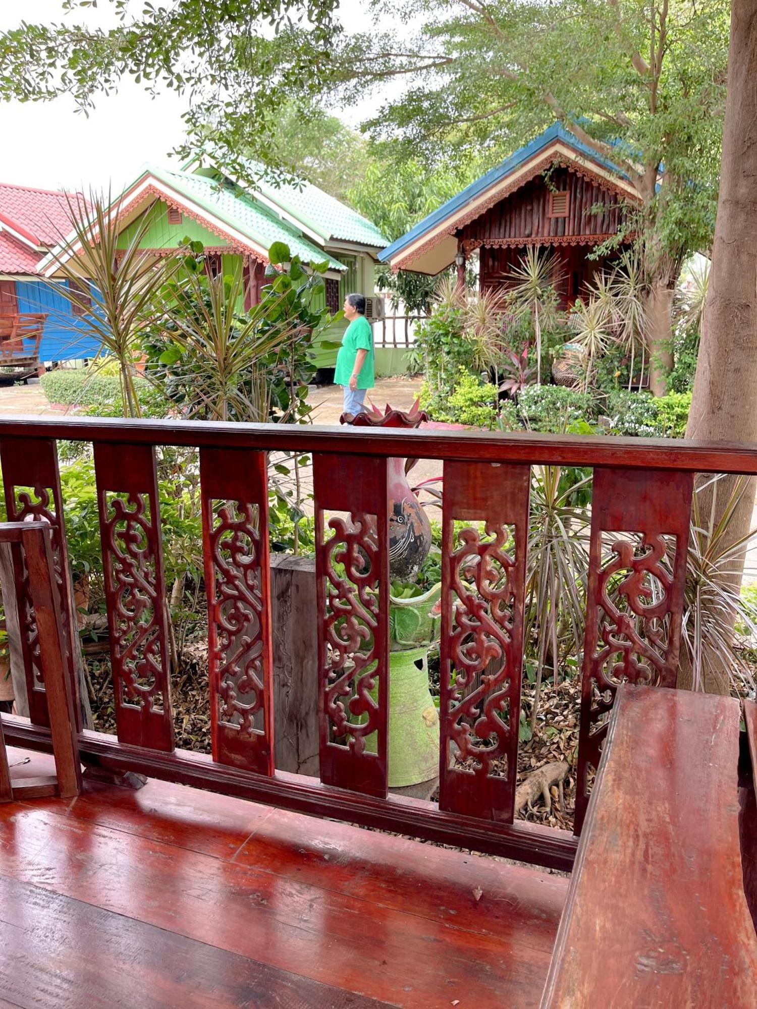 Ruanmai Style Resort 1 Ban Nong Nam Khan Ngoại thất bức ảnh