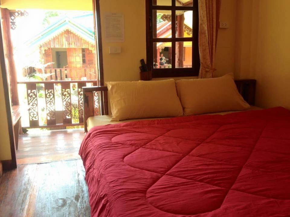 Ruanmai Style Resort 1 Ban Nong Nam Khan Ngoại thất bức ảnh